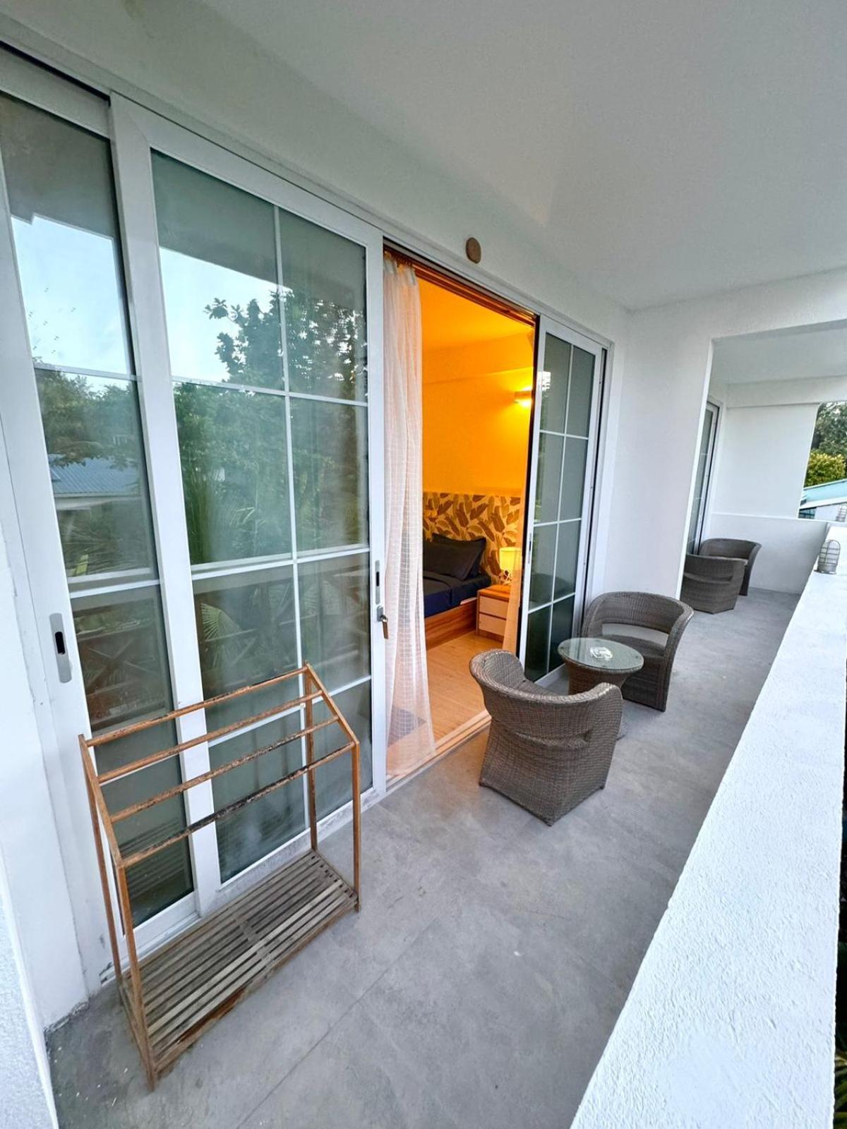 Sands Grand Dhigurah  Exteriör bild
