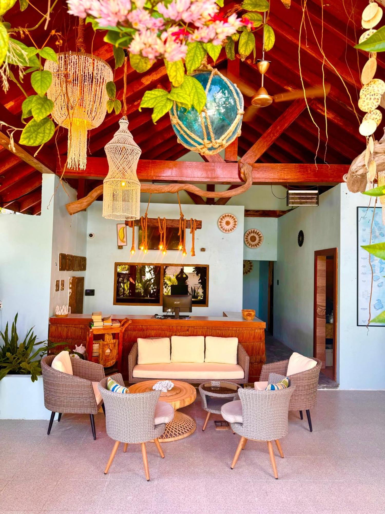 Sands Grand Dhigurah  Exteriör bild